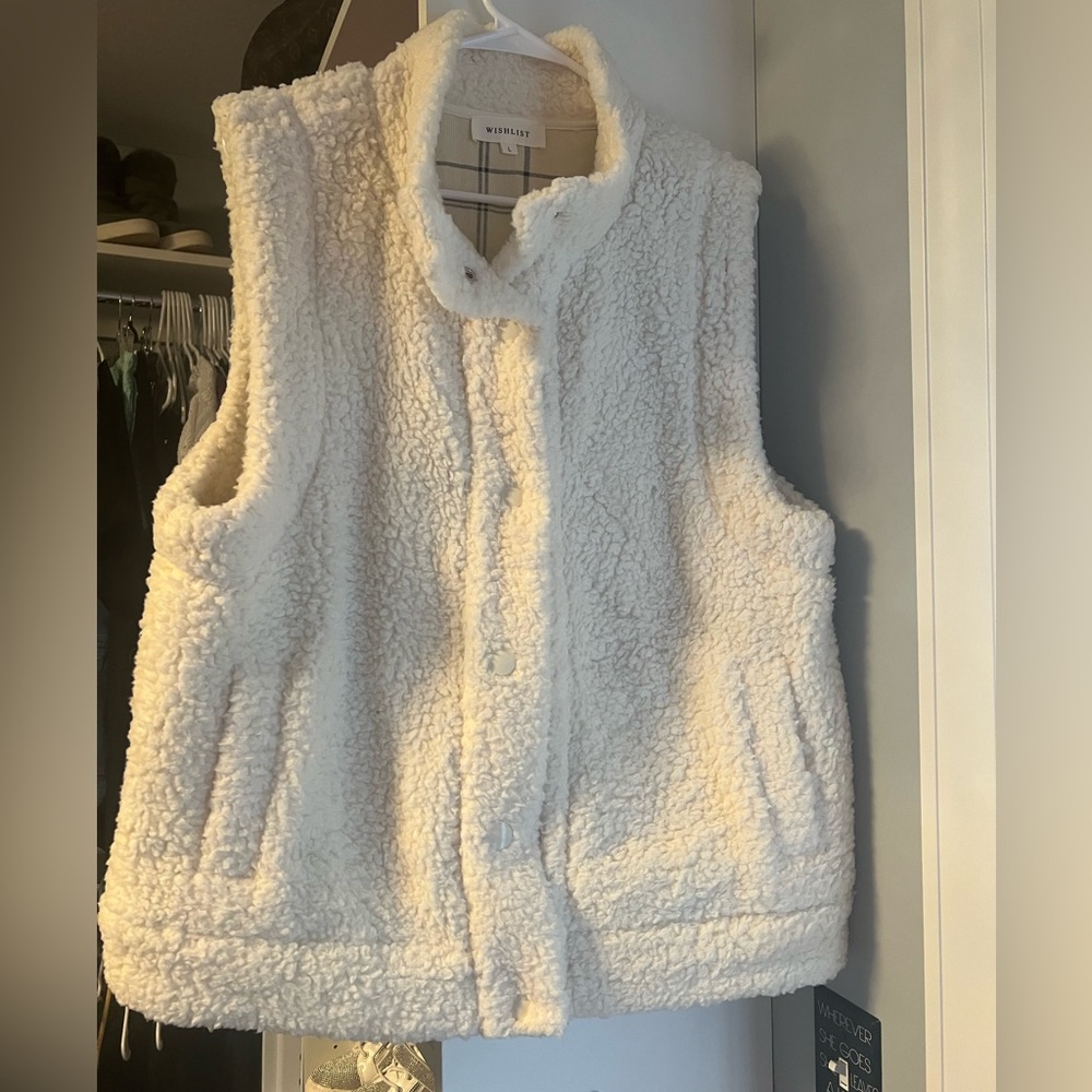 Wishlist Sherpa vest-NWOT, bought from Vici Collection website